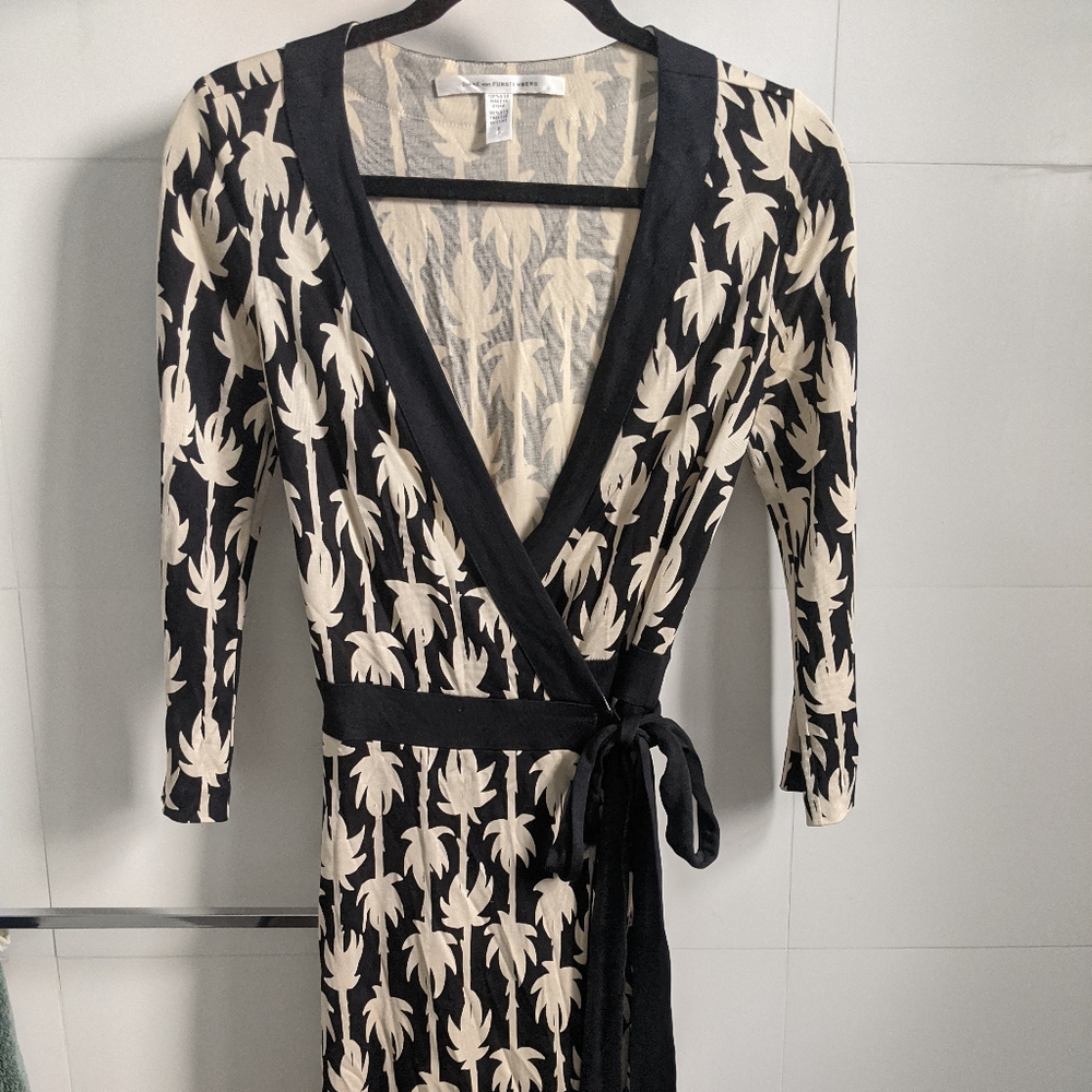 DvF Palme d'Or 100% silk jersey wrap dress
